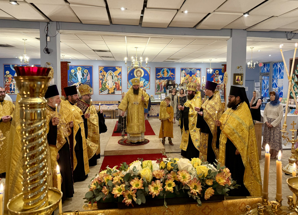 Братия обители приняла участие в архиерейском богослужении в Помпано-Бич