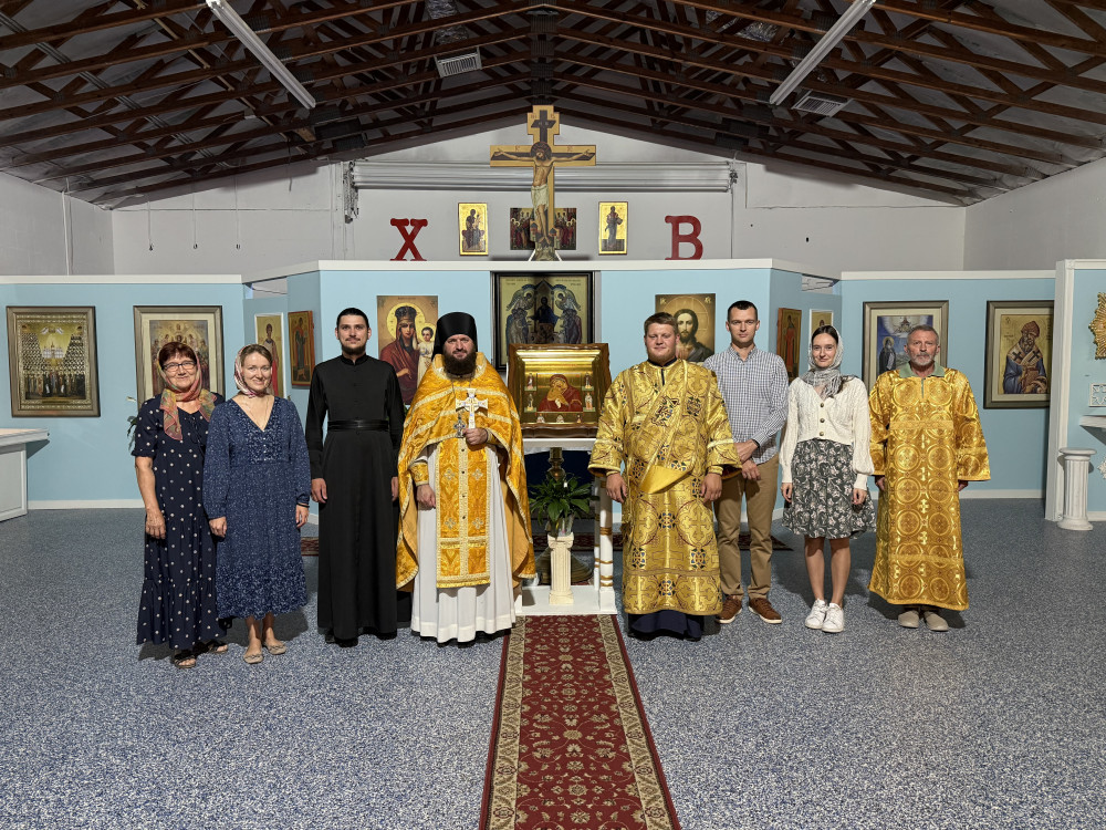 «Полунощи востах исповедатися Тебе о судьбах правды Твоея» — (Пс. 118:62.)