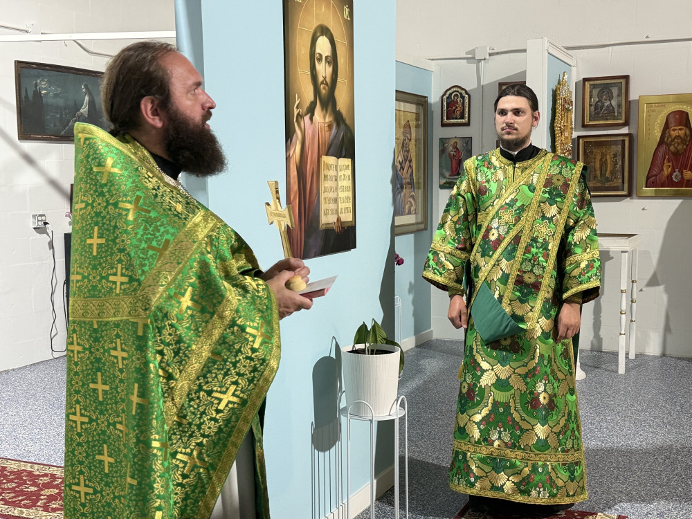 Ночная служба в храме Почаевской иконы Божией Матери