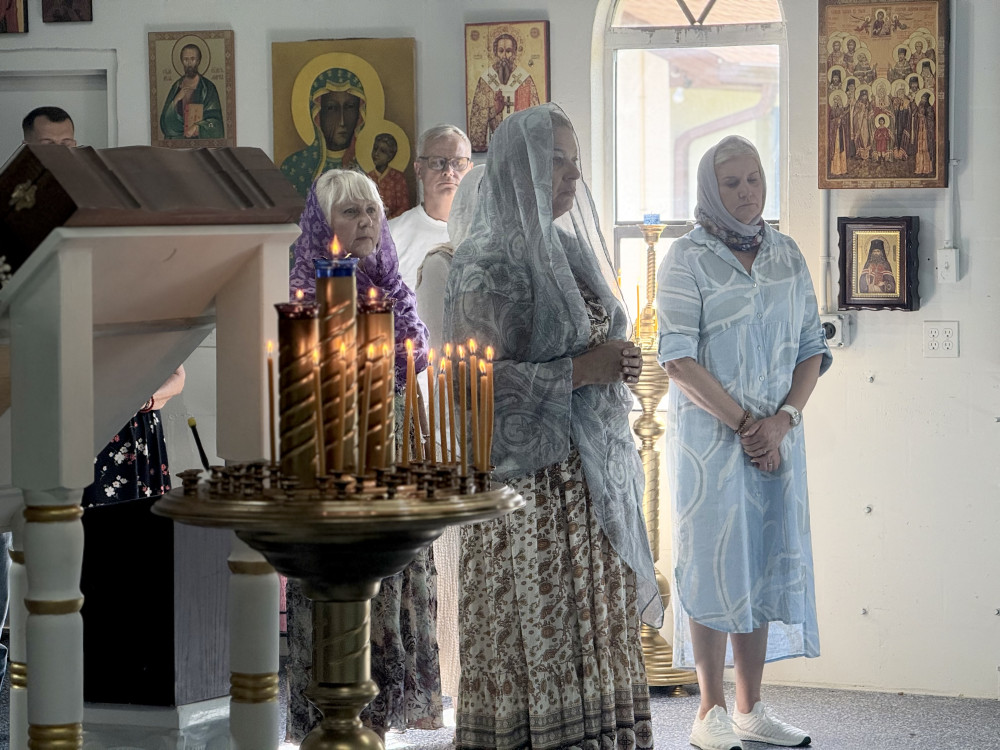 Неделя 10-я по Пятидесятнице. Свв. семи́ отроко́в, и́же во Ефе́се.
