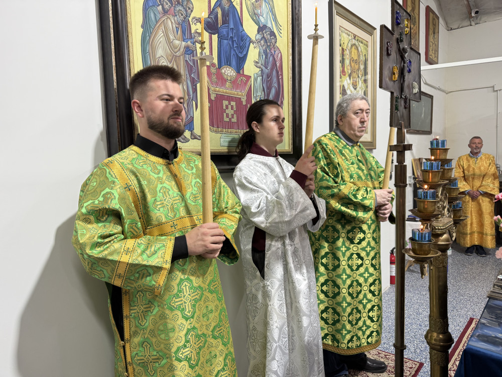 Новый год в молитве: ночная Божественная литургия в храме Почаевской иконы Божией Матери