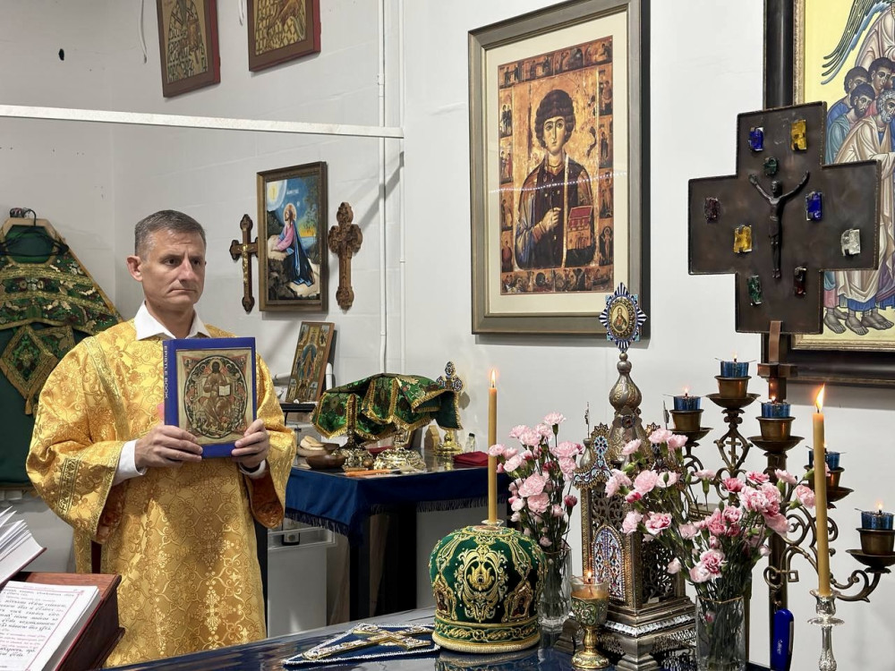 Новый год в молитве: ночная Божественная литургия в храме Почаевской иконы Божией Матери