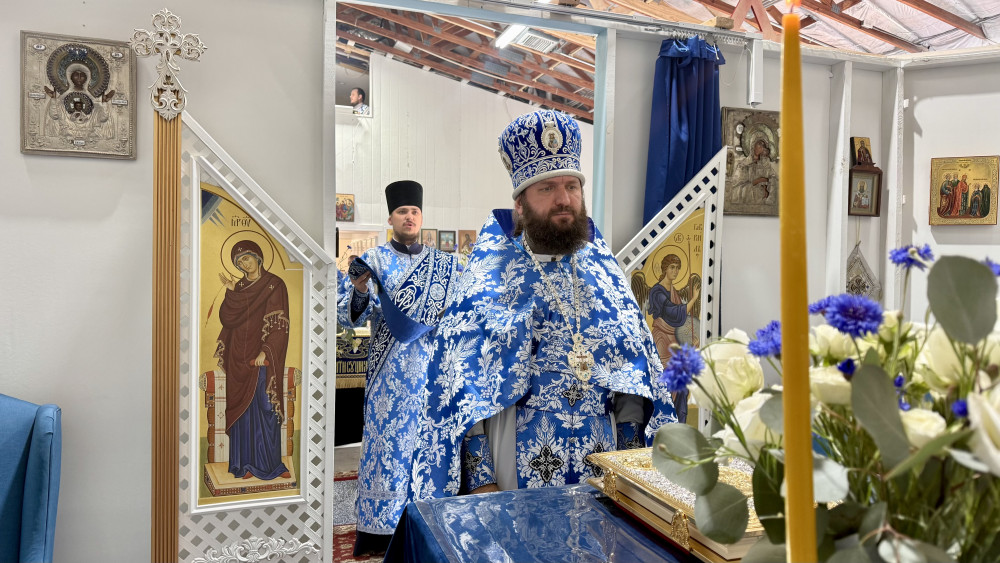 Праздник Успения Пресвятой Богородицы: начало Божественной Литургии и чтение Святого Евангелия