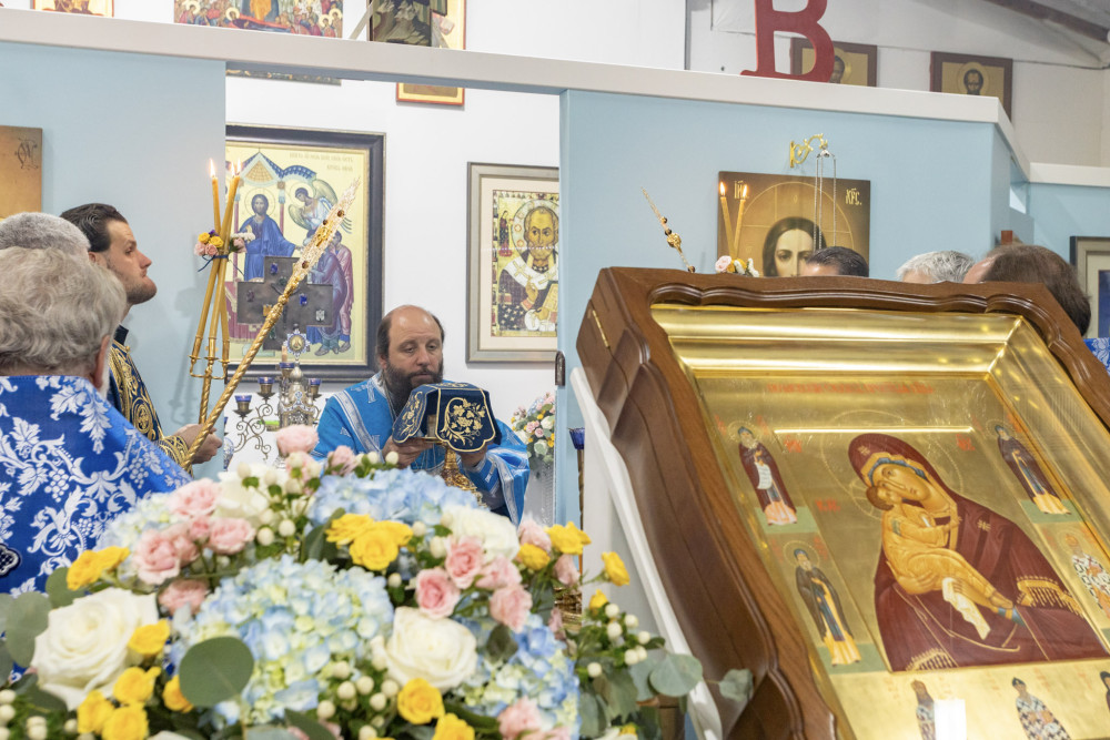ПРЕСТОЛЬНЫЙ ПРАЗДНИК | БОЖЕСТВЕННАЯ ЛИТУРГИЯ — ЧАСТЬ 2
Херувимская песнь и Великий вход